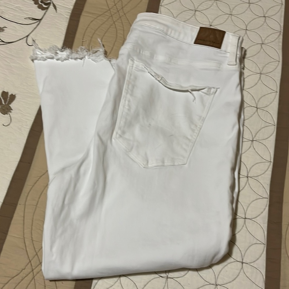 AE Mom Jeans